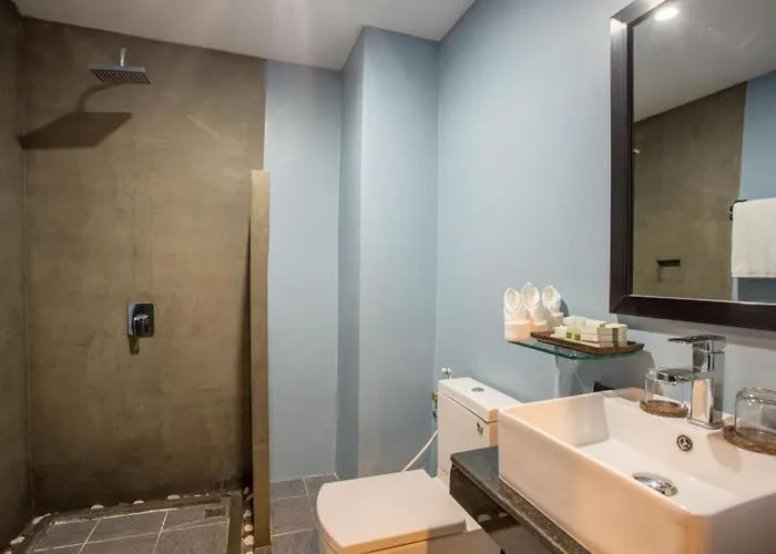 The Cyclo Hotel 4*